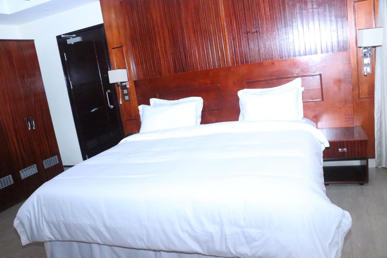 Sainte Famille Hotel Kigali Exteriér fotografie